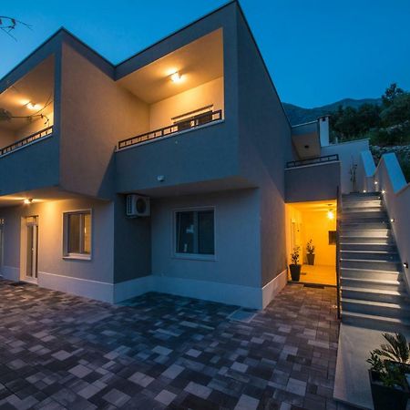 Apartmani Spiline - Mia บาชกาโวดา ภายนอก รูปภาพ