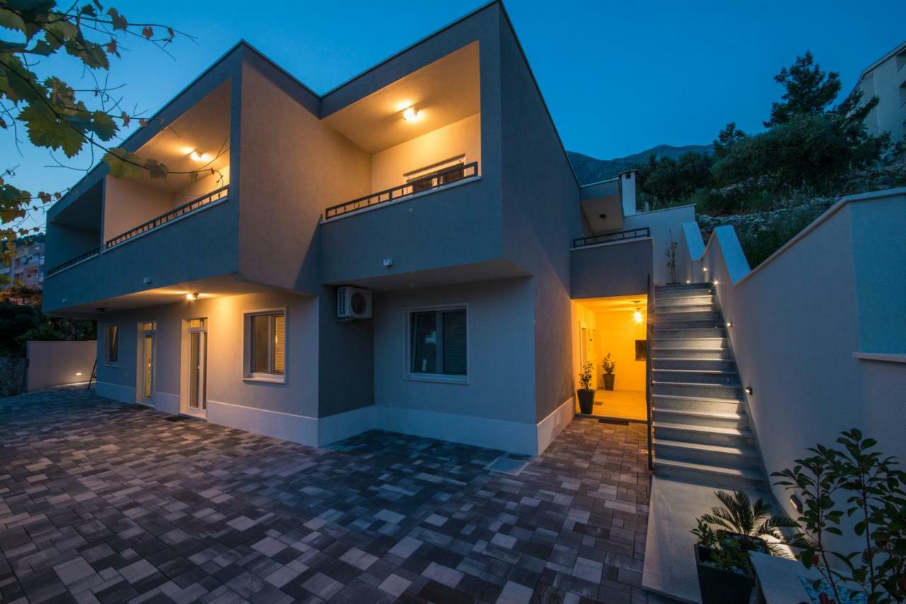 Apartmani Spiline - Mia บาชกาโวดา ภายนอก รูปภาพ