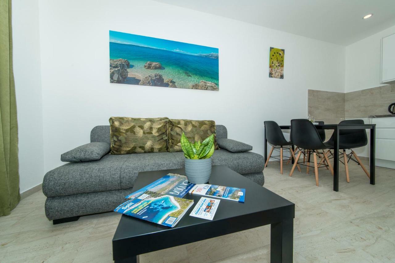 Apartmani Spiline - Mia บาชกาโวดา ภายนอก รูปภาพ