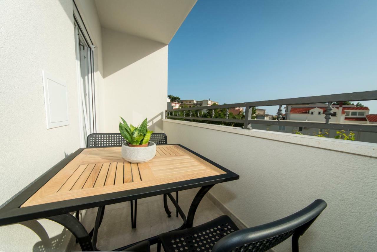 Apartmani Spiline - Mia บาชกาโวดา ภายนอก รูปภาพ