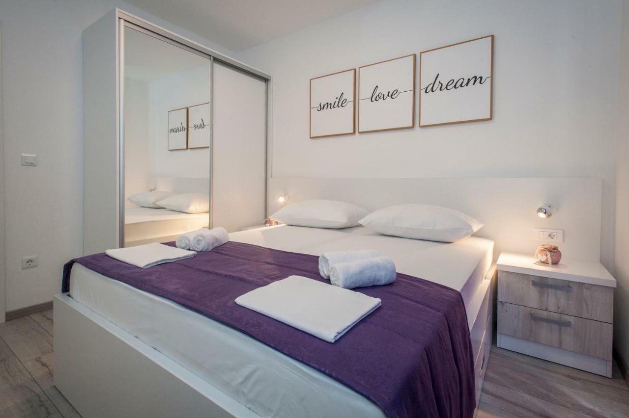Apartmani Spiline - Mia บาชกาโวดา ภายนอก รูปภาพ